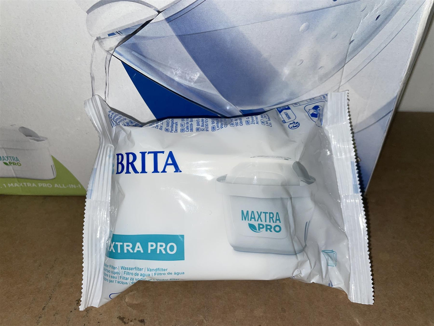 BRITA Marella XL MAXTRA + PLUS WATER FILTER JUG 3.5L INCLUDES 1 BRITA FILTER