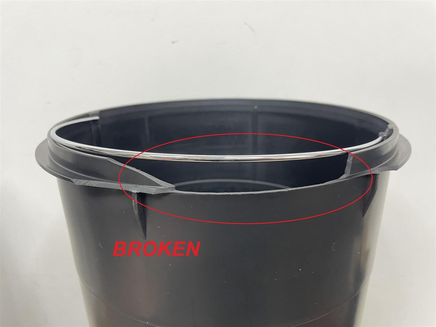 Argos Home 30 Litre Kitchen Foot Pedal Recycling Bin Removeable Inner Bucket