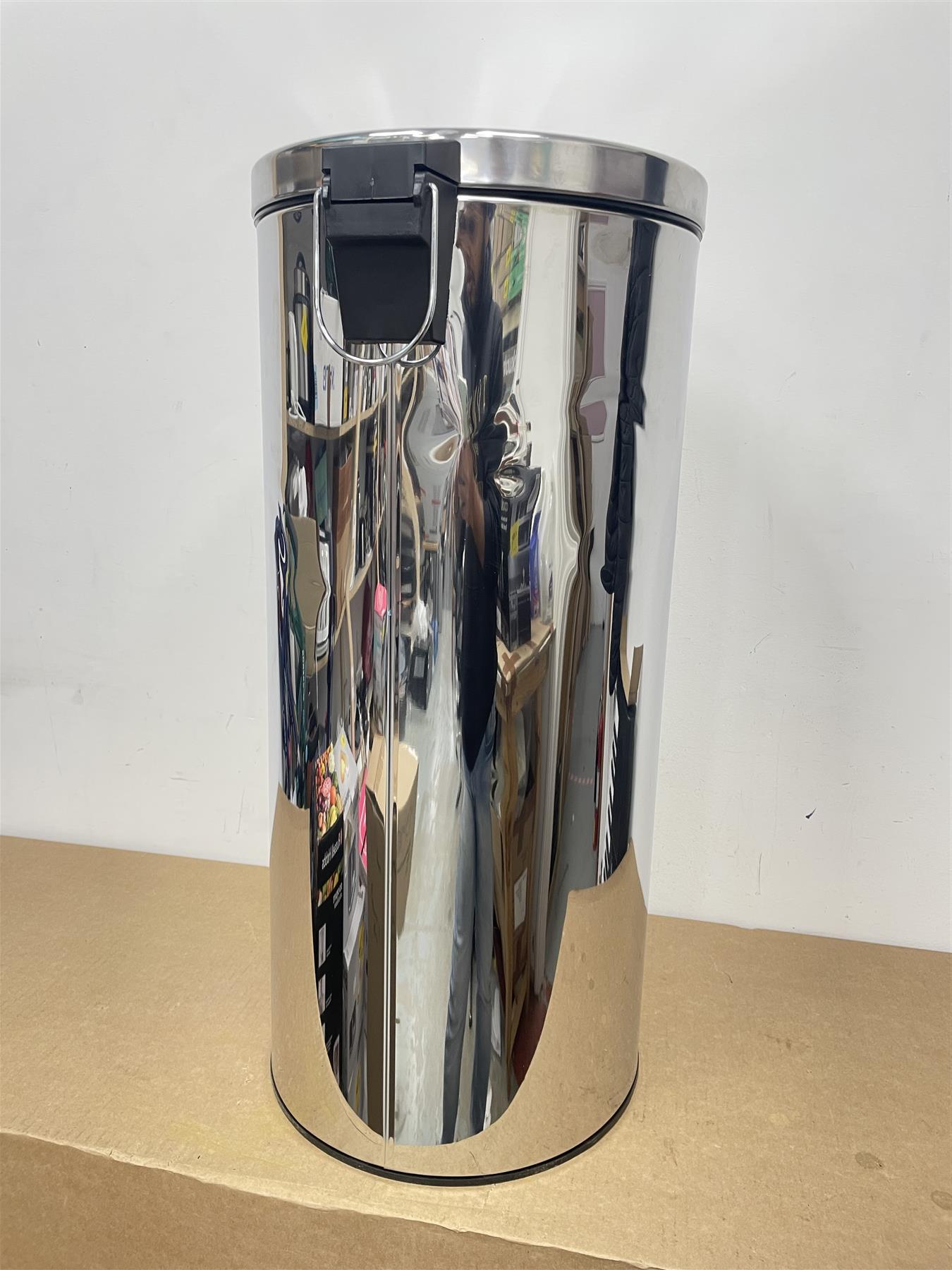 Argos Home 30 Litre Kitchen Foot Pedal Recycling Bin Removeable Inner Bucket