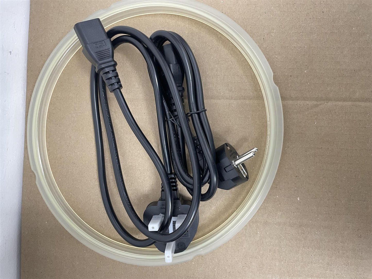 INSTANT POT DUO-SV MULTI USE PRESSURE COOKER