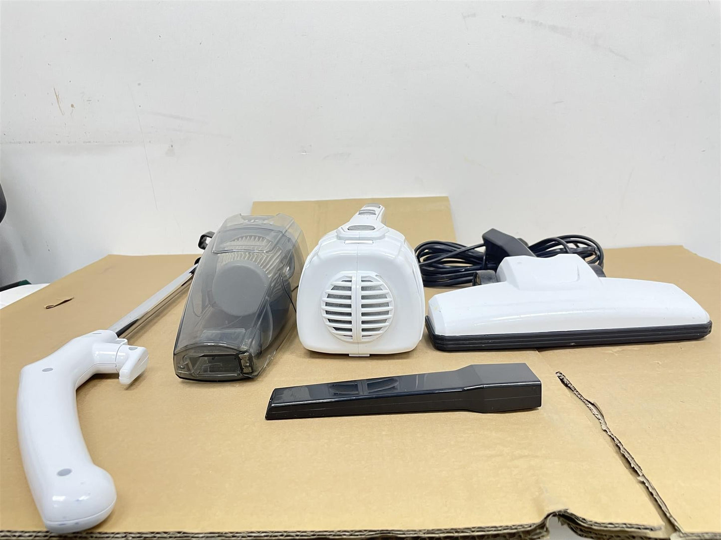 Bush VSC02B16T-30 Bagless Corded Handheld Upright Stick Vacuum Cleaner 0.7L 300W