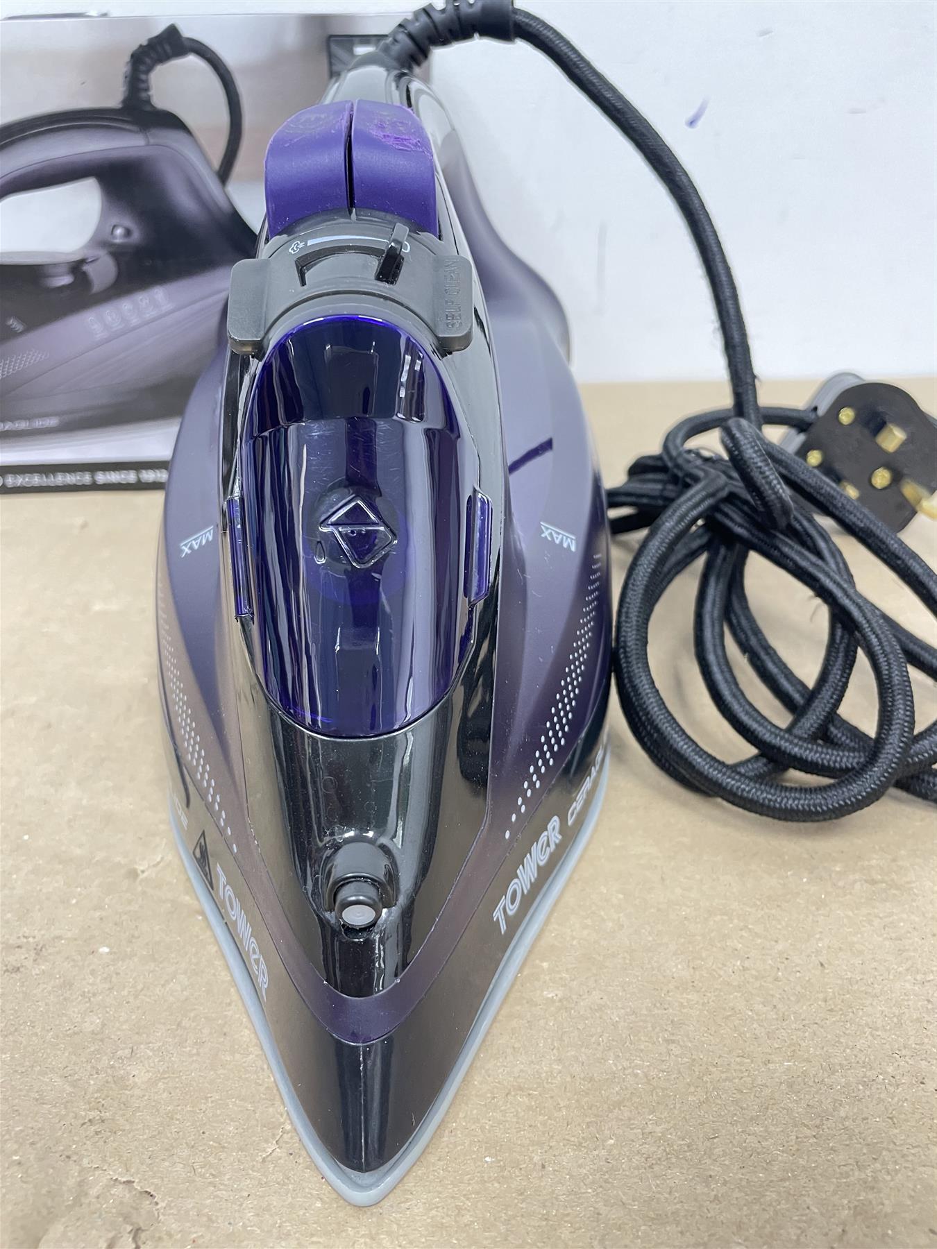 Steam Iron 2600W, Tower T22011 CeraGlide Ceramic Soleplate Ultra speed - Purple