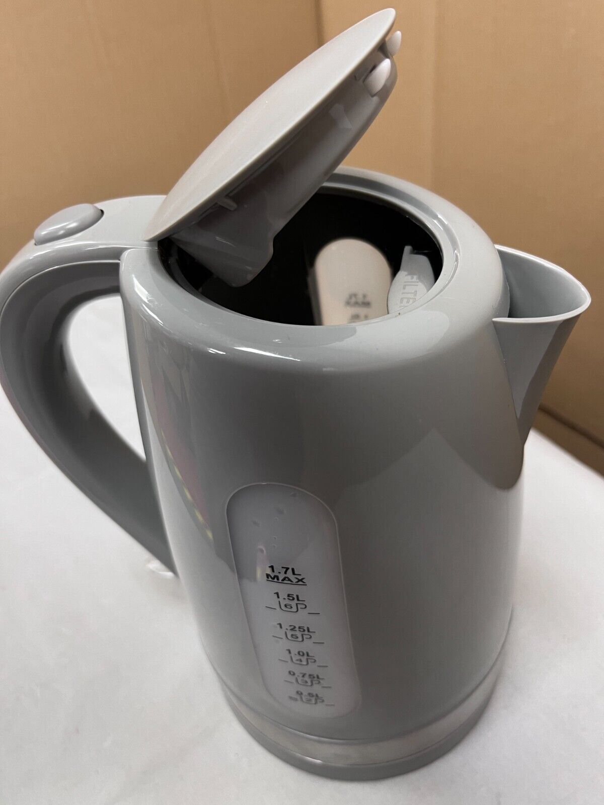 Cookworks Plastic Illuminated Kettle - Grey | Stylish and Efficient Boiling