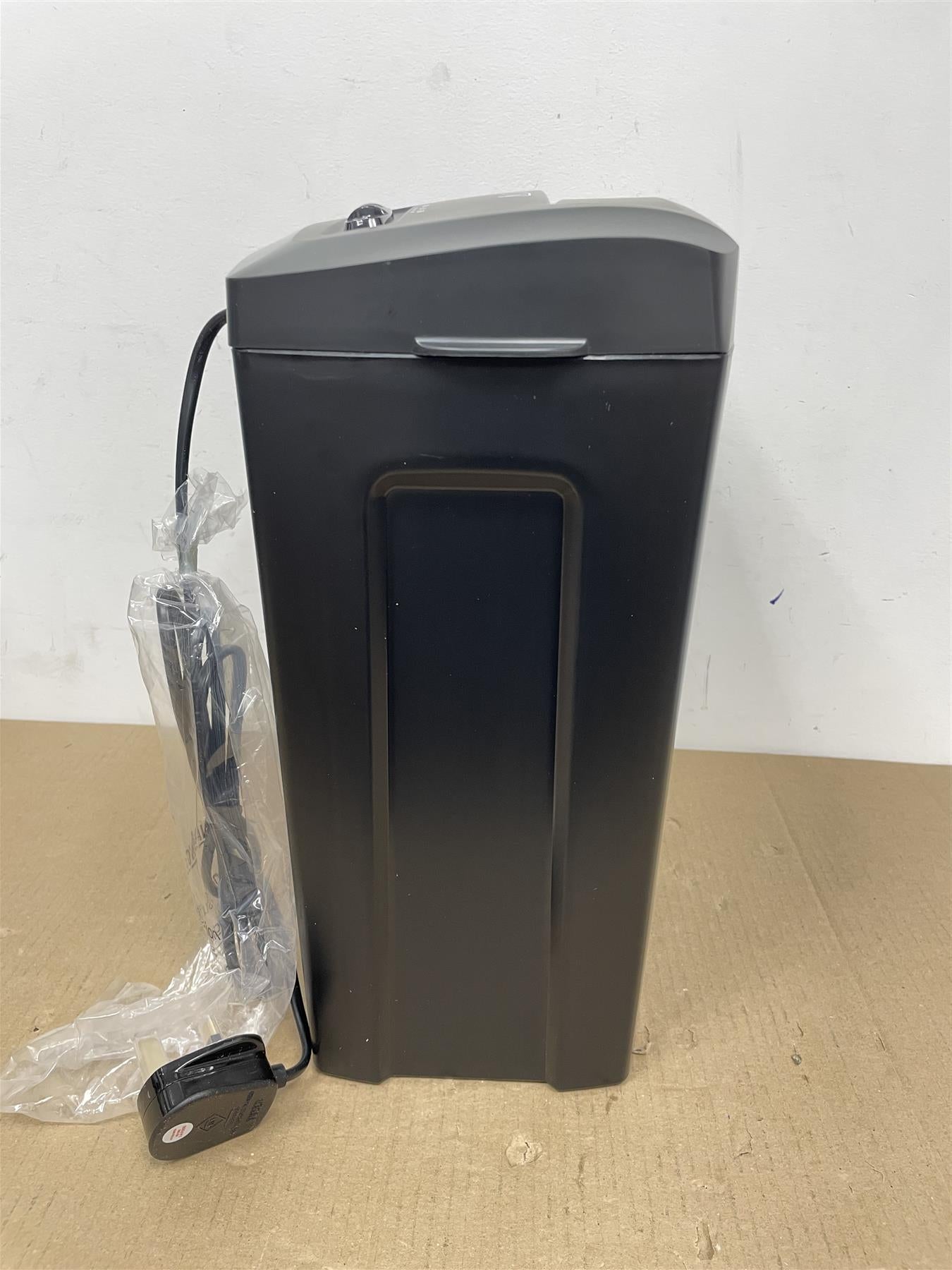 ProAction Paper Shredder Micro Cut 15 Litre Cross Cut A4 Auto on Reverse 8 Sheet