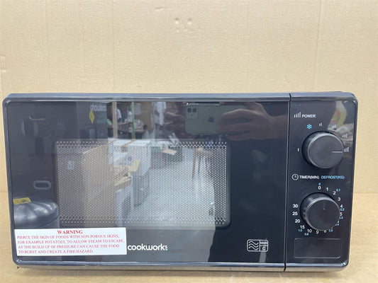 Cookworks 700W 17L Standard Microwave With Defrost option P70J17P-VB - Black